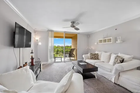 19601 E Country Club Drive Aventura FL 33180