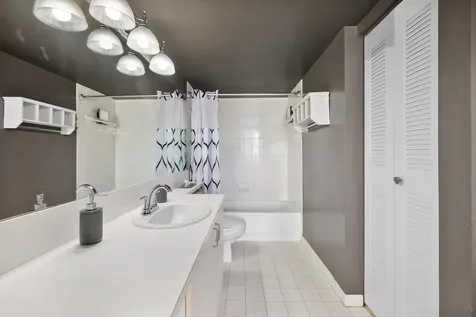 19601 E Country Club Drive Aventura FL 33180