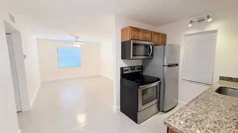 607 NE 29th Drive Wilton Manors FL 33334