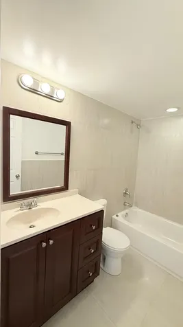 607 NE 29th Drive Wilton Manors FL 33334