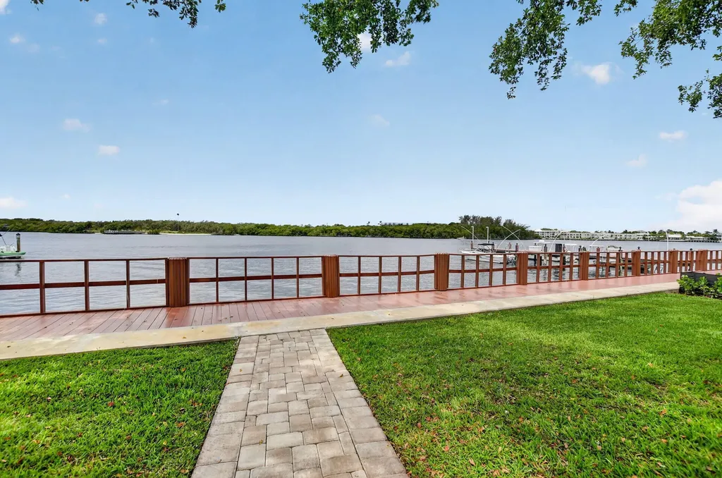 2121 N Ocean Boulevard Boca Raton FL 33431