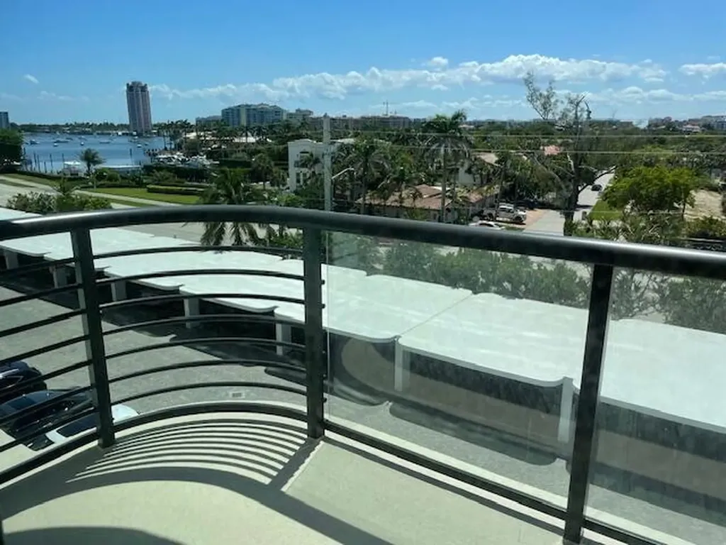 250 S Ocean Boulevard Boca Raton FL 33432