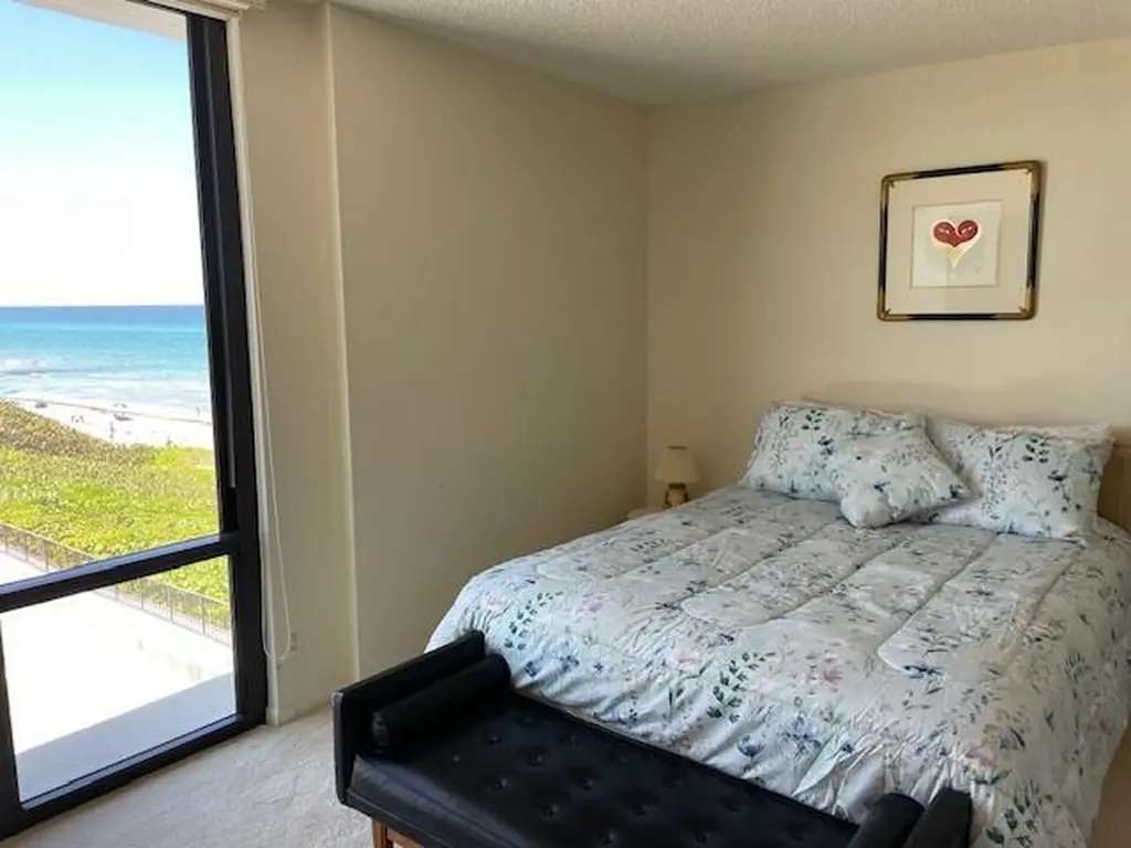 250 S Ocean Boulevard Boca Raton FL 33432
