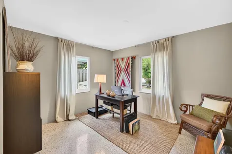 5216 NE 2nd Terrace Oakland Park FL 33334