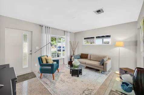 5216 NE 2nd Terrace Oakland Park FL 33334