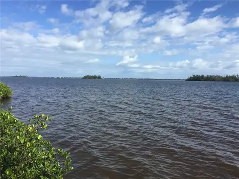 740 Lake Orchid Circle Vero Beach FL 32962