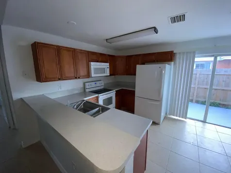618 NE 1st Street Boynton Beach FL 33435