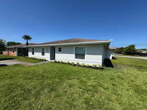 618 NE 1st Street Boynton Beach FL 33435