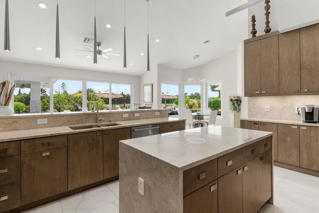 11164 Boca Woods Lane Boca Raton FL 33428