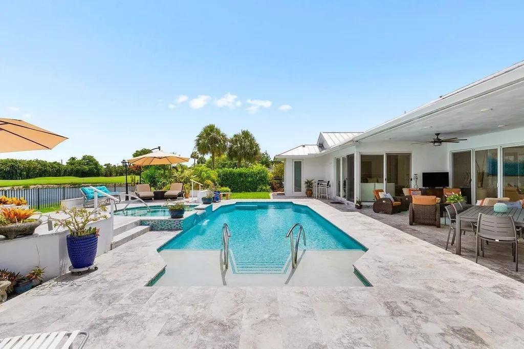 11164 Boca Woods Lane Boca Raton FL 33428