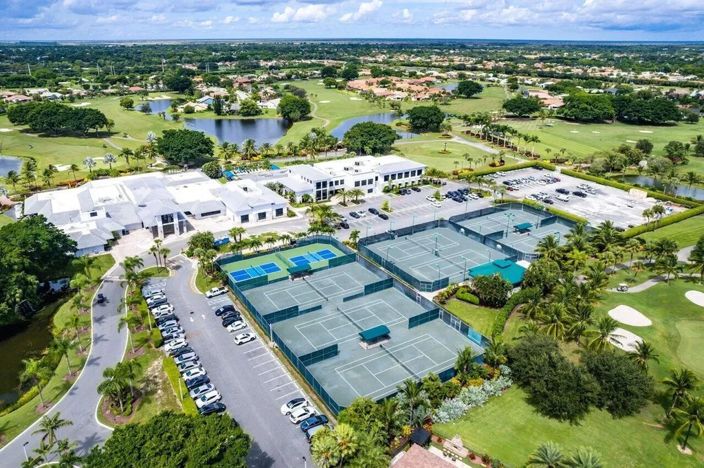 11164 Boca Woods Lane Boca Raton FL 33428