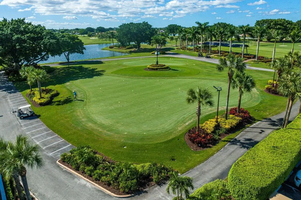 11164 Boca Woods Lane Boca Raton FL 33428