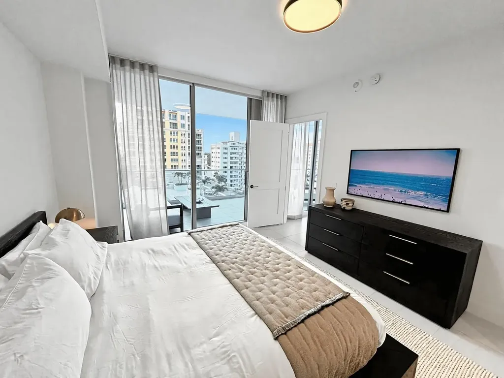 151 N Seabreeze Boulevard Fort Lauderdale FL 33304
