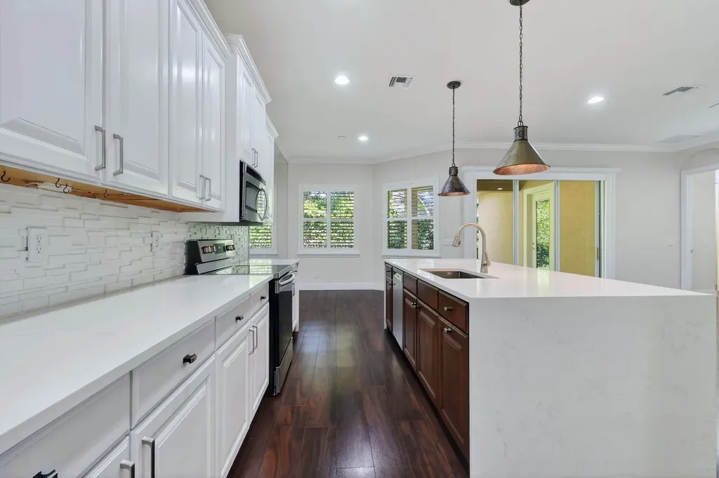 12077 Aviles Circle Palm Beach Gardens FL 33418