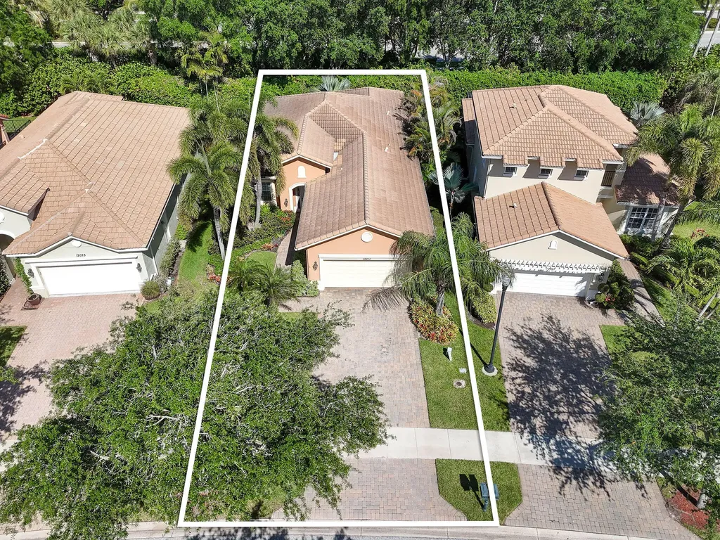 12077 Aviles Circle Palm Beach Gardens FL 33418