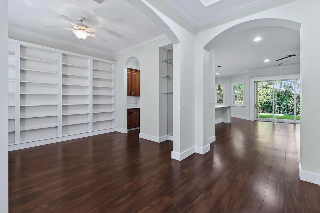 12077 Aviles Circle Palm Beach Gardens FL 33418