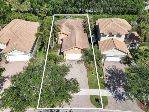 12077 Aviles Circle Palm Beach Gardens FL 33418