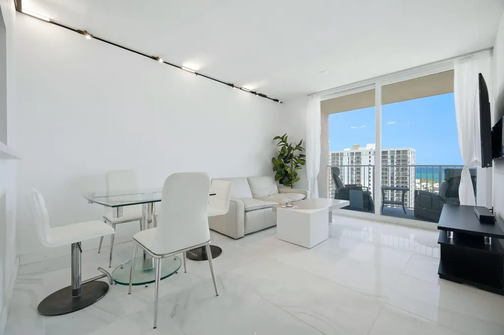 3020 NE 32nd Avenue Fort Lauderdale FL 33308