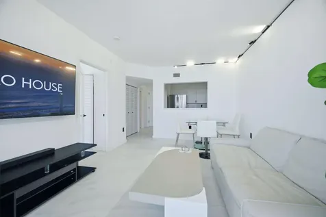3020 NE 32nd Avenue Fort Lauderdale FL 33308