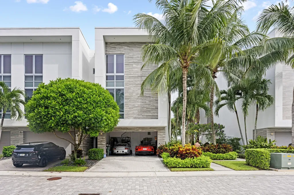 1811 NW 42nd Drive Boca Raton FL 33431