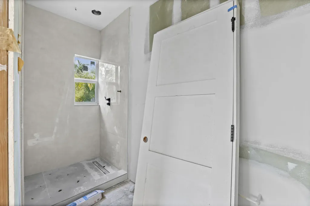 9655 Biscayne Boulevard Miami Shores FL 33138