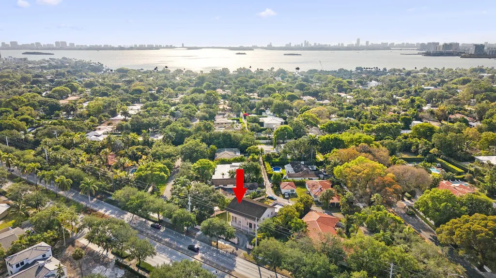 9655 Biscayne Boulevard Miami Shores FL 33138