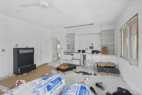 9655 Biscayne Boulevard Miami Shores FL 33138