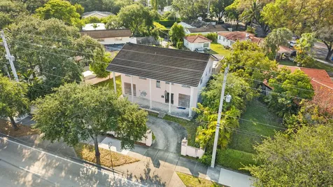 9655 Biscayne Boulevard Miami Shores FL 33138