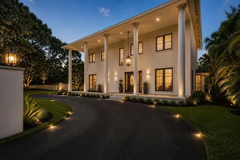 9655 Biscayne Boulevard Miami Shores FL 33138