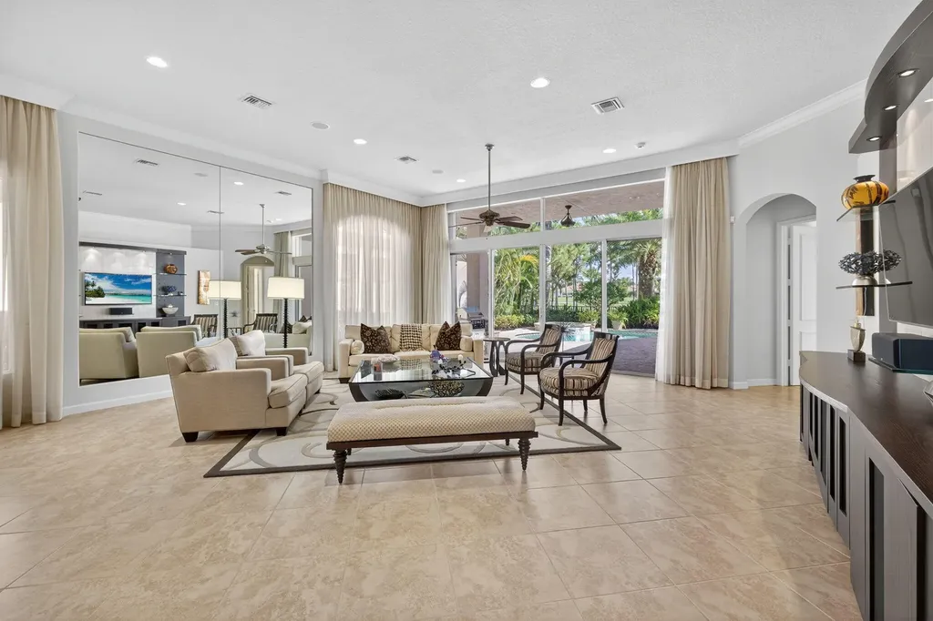 283 Porto Vecchio Way Palm Beach Gardens FL 33418