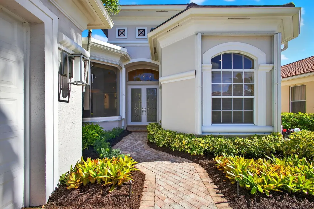 283 Porto Vecchio Way Palm Beach Gardens FL 33418
