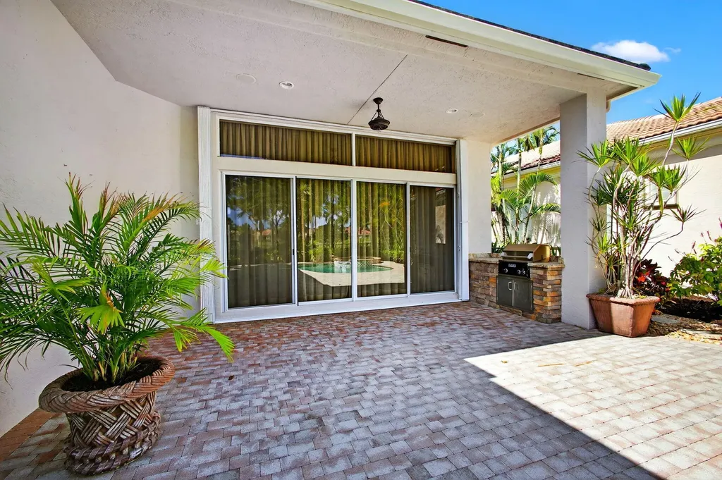 283 Porto Vecchio Way Palm Beach Gardens FL 33418