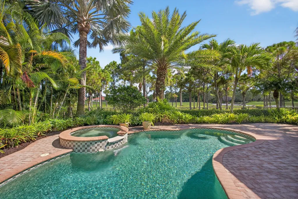 283 Porto Vecchio Way Palm Beach Gardens FL 33418