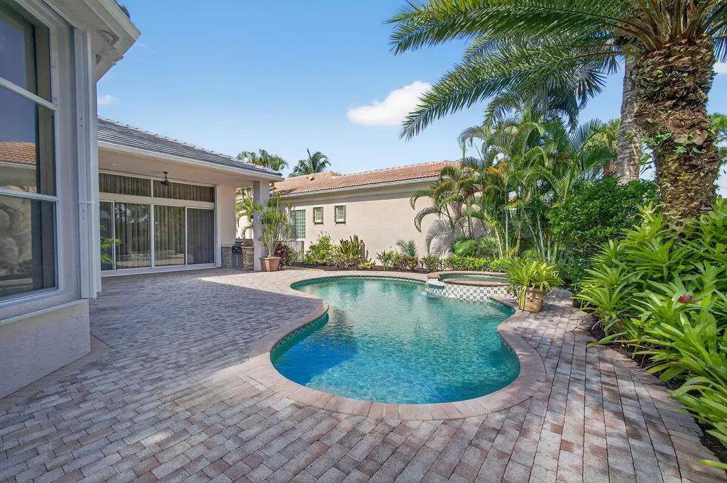 283 Porto Vecchio Way Palm Beach Gardens FL 33418