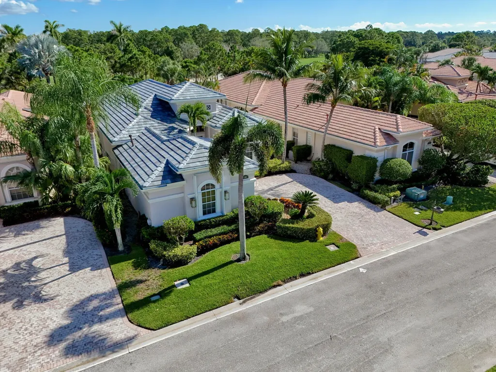 283 Porto Vecchio Way Palm Beach Gardens FL 33418