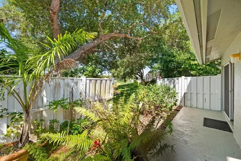 7844 Sailing Shores Terrace Boynton Beach FL 33437