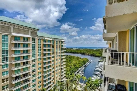 625 Casa Loma Boulevard Boynton Beach FL 33435