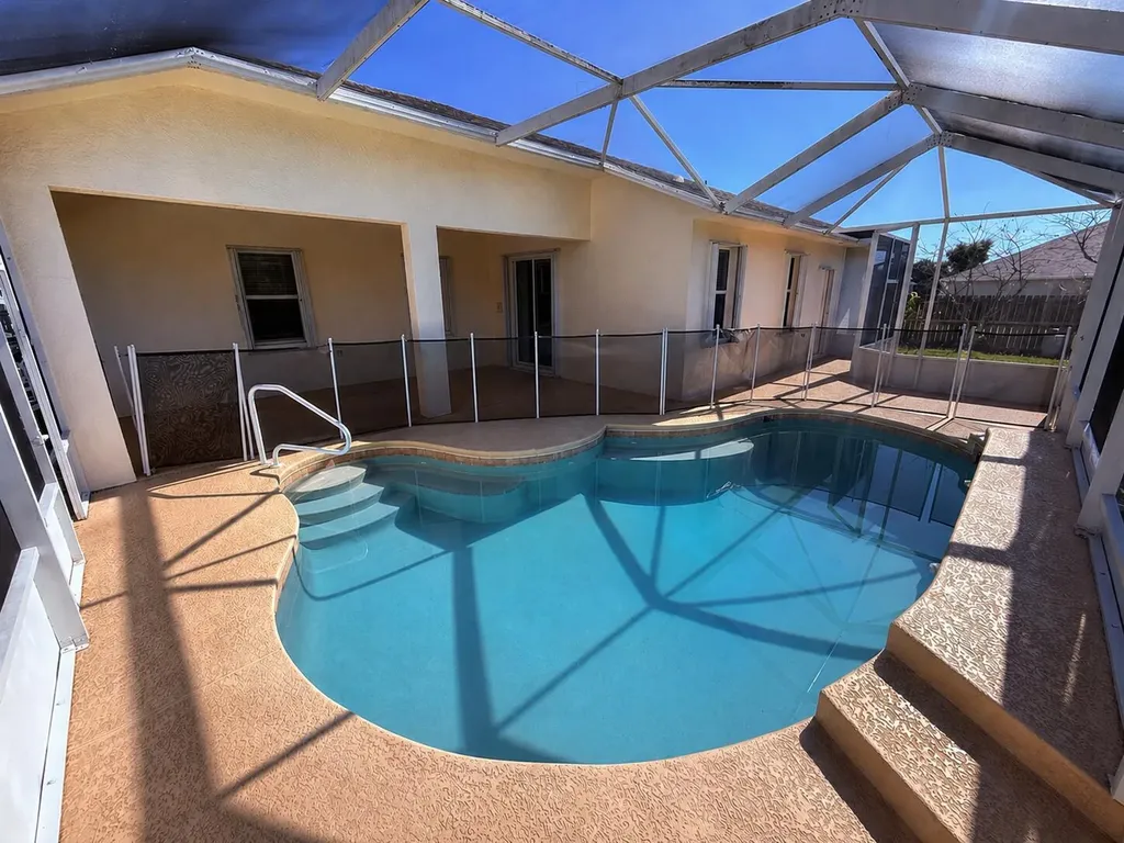 1006 SW Majorca Avenue Port St Lucie FL 34953