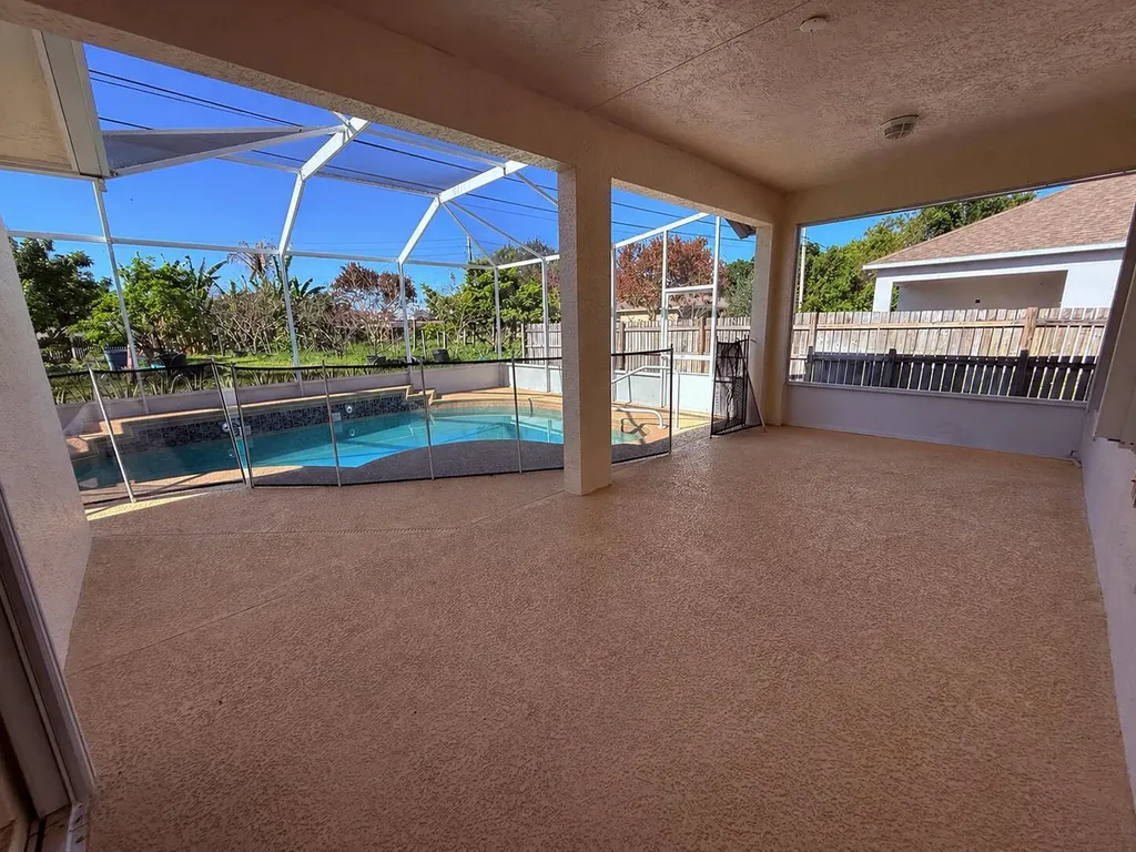 1006 SW Majorca Avenue Port St Lucie FL 34953