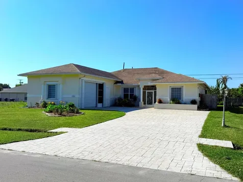 1006 SW Majorca Avenue Port St Lucie FL 34953