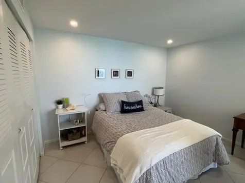 5420 N Ocean Drive Singer Island FL 33404