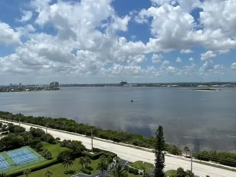 5420 N Ocean Drive Singer Island FL 33404