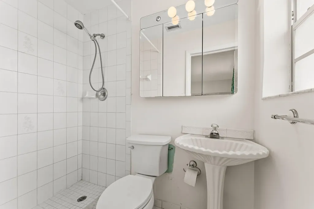360 NE 23rd Way Boca Raton FL 33431