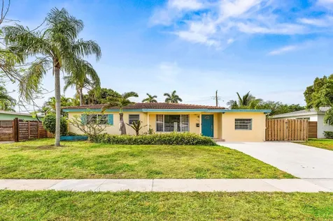 360 NE 23rd Way Boca Raton FL 33431