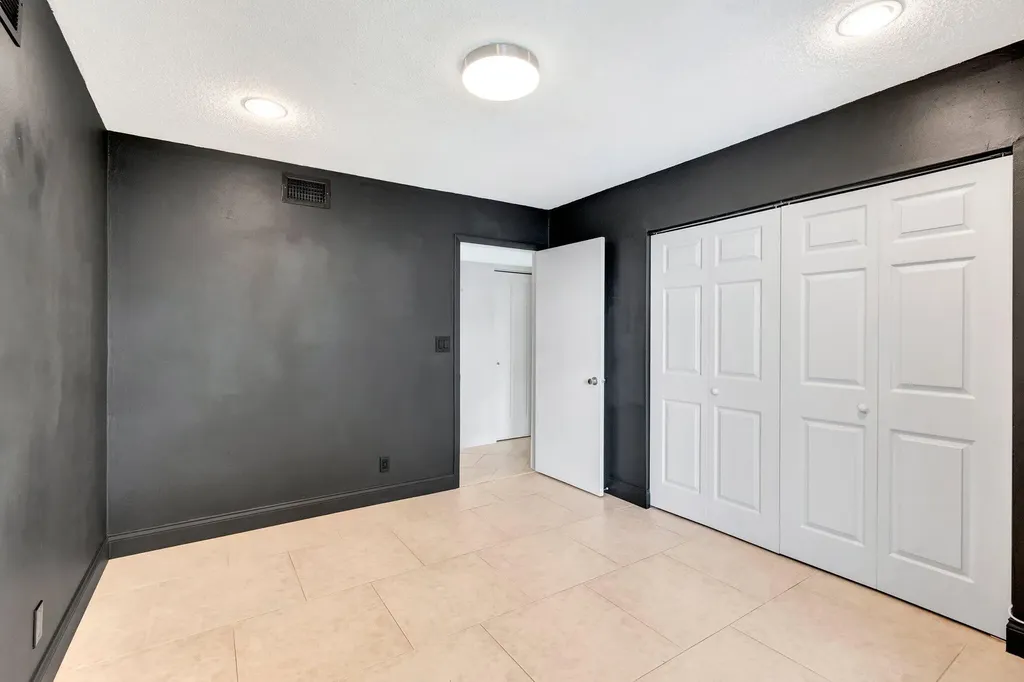 2395 Jaeger Drive Delray Beach FL 33444