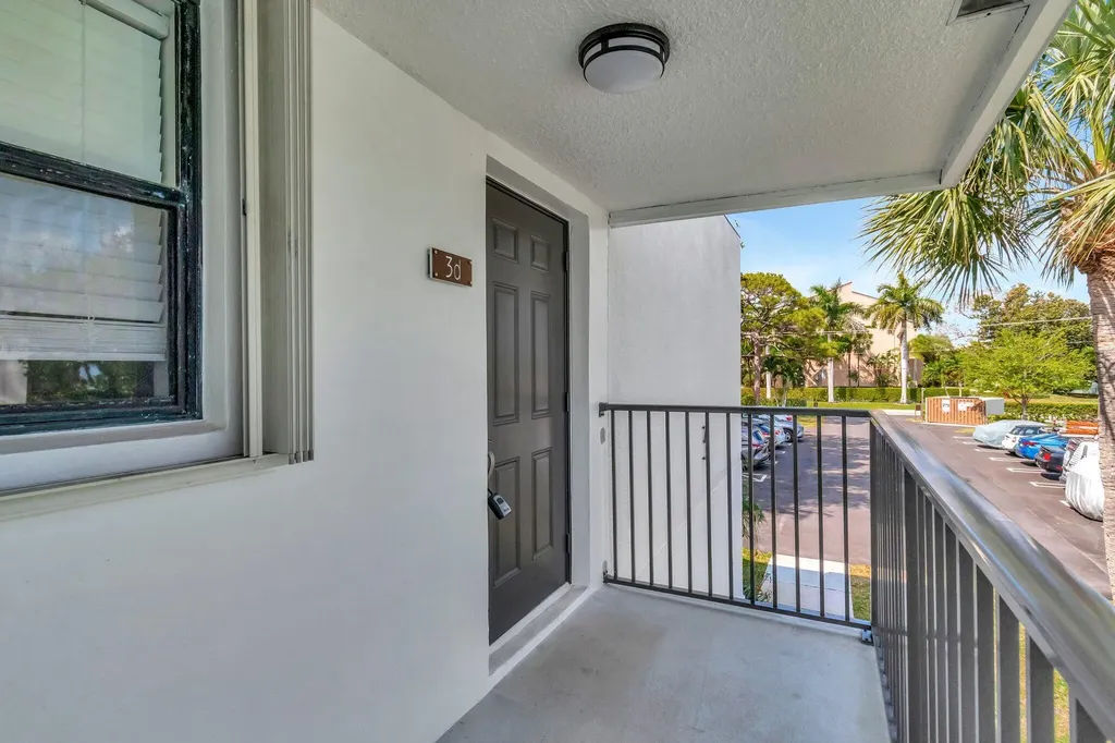 2395 Jaeger Drive Delray Beach FL 33444