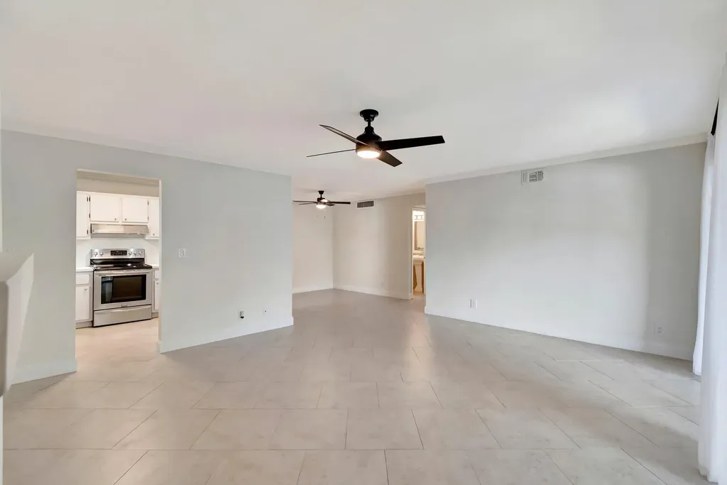 2395 Jaeger Drive Delray Beach FL 33444