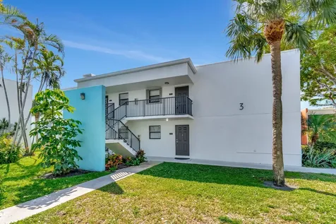 2395 Jaeger Drive Delray Beach FL 33444