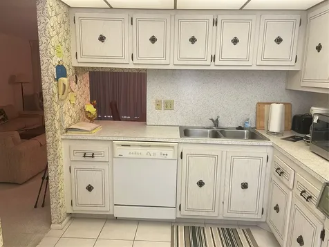 1425 Atlantic Shores Boulevard Hallandale Beach FL 33009