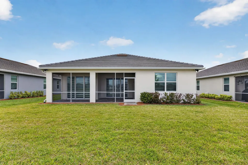 13994 SW Gingerline Drive Port St Lucie FL 34987
